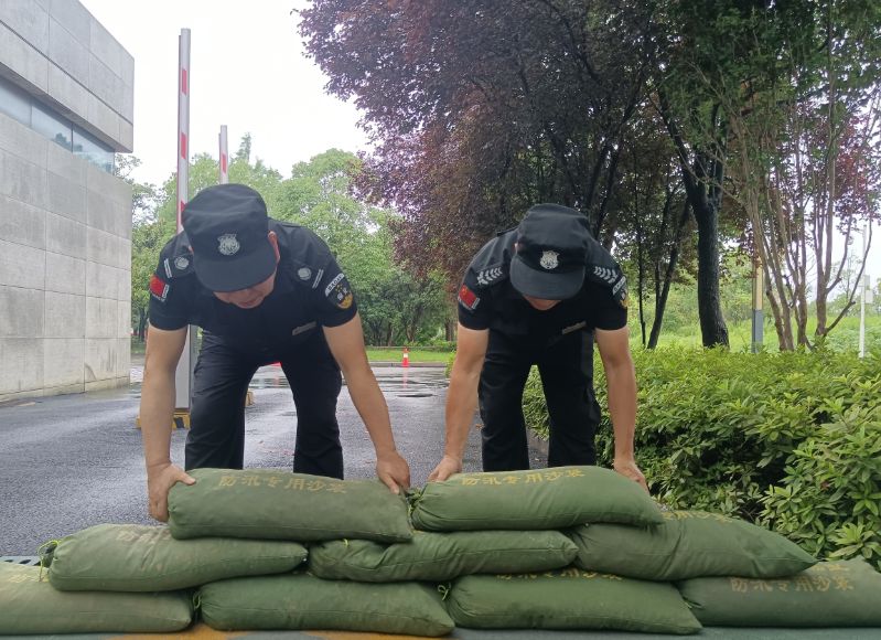 12a8834c15185603ccbf651107b39ddb-sz_5609485.jpg 12a8834c15185603ccbf651107b39ddb-sz_5609485.jpg