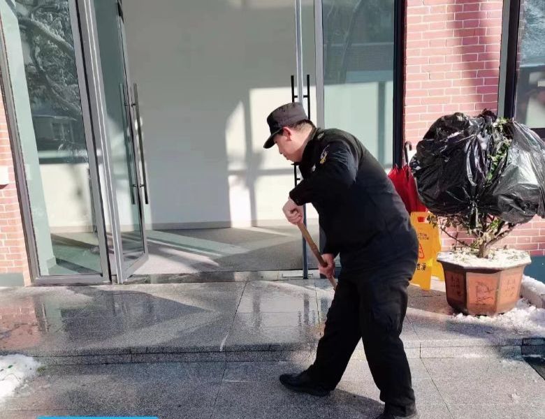 853a6f08b60c870cec457d6a2cb2f310-sz_901910 (1) (1).jpg