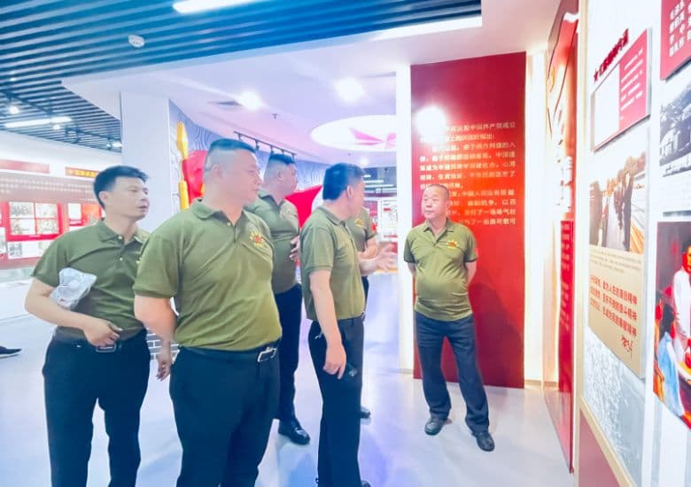 376065ee7cc4eeb38aaddb6a66678d0a-sz_2359569 (1) (1).jpg